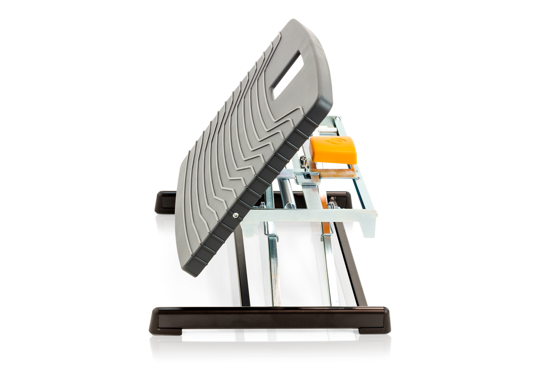image showing maximum tilt of score pro 959 footrest